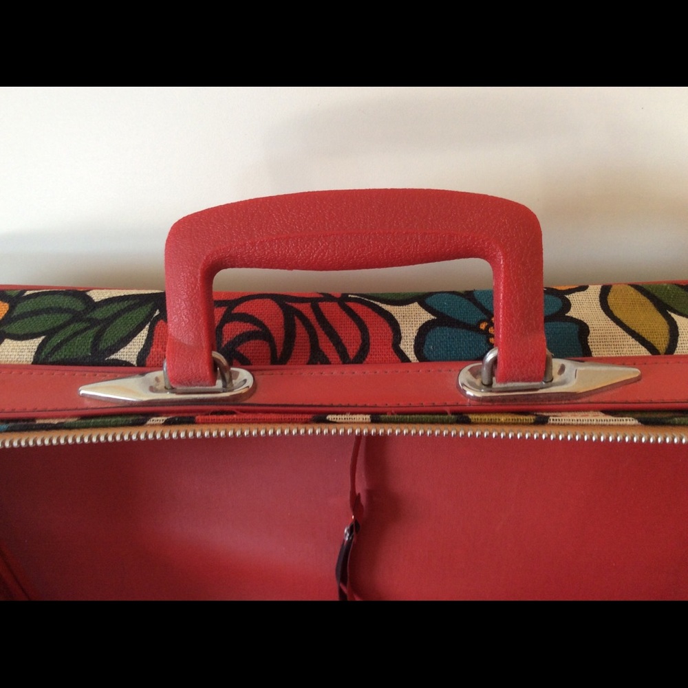 ❤️SOLD❤️Mod Retro 70’s Floral Cloth Soft Shell - Picture 2 of 16